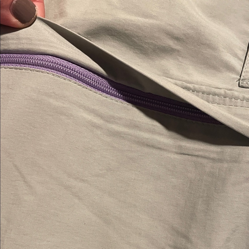 REI Girls Light Gray Outdoor Convertible Pants with Blue Floral Tag - Picture 4 of 5